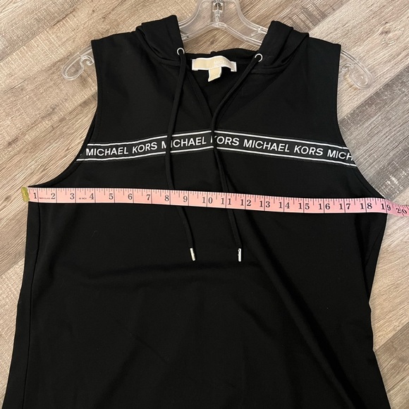 Michael Kors Black Sleeveless Mini Dress with hood size L EUC - Picture 3 of 6
